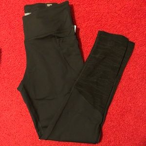 Victoria’s Secret workout leggings